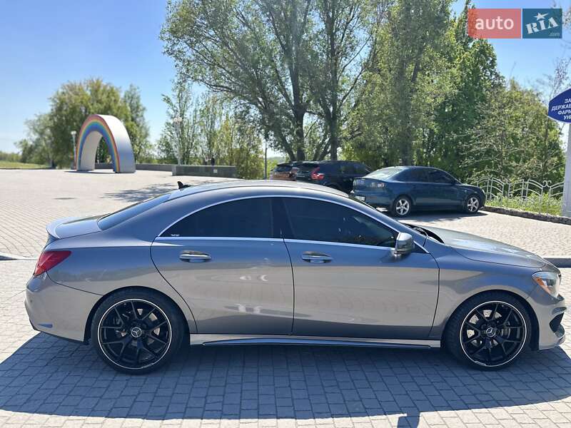 Седан Mercedes-Benz CLA-Class 2013 в Запорожье