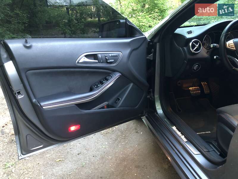 Седан Mercedes-Benz CLA-Class 2015 в Полтаве