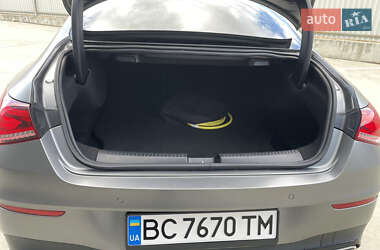 Седан Mercedes-Benz CLA-Class 2021 в 
