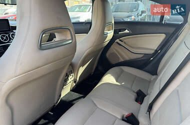 Седан Mercedes-Benz CLA-Class 2015 в 