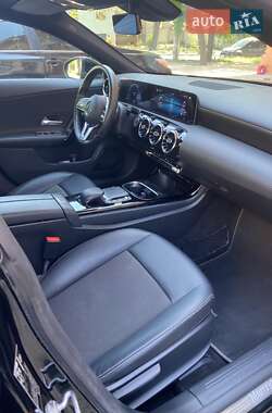 Седан Mercedes-Benz CLA-Class 2020 в 