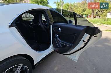 Седан Mercedes-Benz CLA-Class 2016 в 