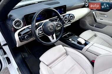 Седан Mercedes-Benz CLA-Class 2019 в 