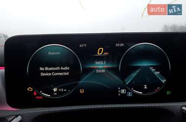 Седан Mercedes-Benz CLA-Class 2022 в 