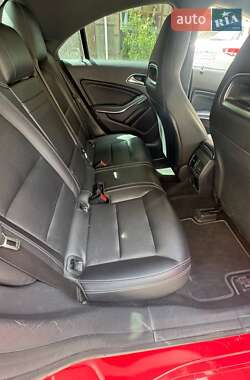 Седан Mercedes-Benz CLA-Class 2017 в 