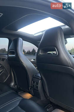 Седан Mercedes-Benz CLA-Class 2018 в 