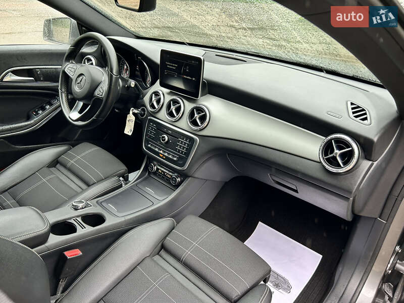 Универсал Mercedes-Benz CLA-Class 2016 в Киеве