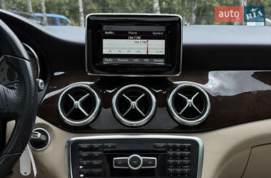 Седан Mercedes-Benz CLA-Class 2013 в 