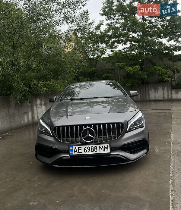 Седан Mercedes-Benz CLA-Class 2017 в Киеве