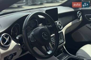 Седан Mercedes-Benz CLA-Class 2017 в 