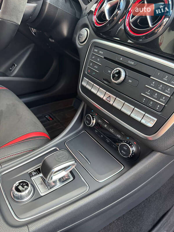 Седан Mercedes-Benz CLA-Class 2016 в Днепре