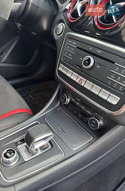 Седан Mercedes-Benz CLA-Class 2016 в 