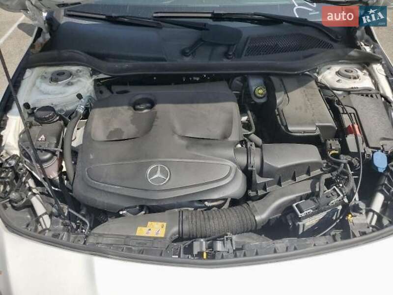 Седан Mercedes-Benz CLA-Class 2018 в Ивано-Франковске