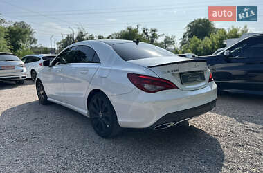 Седан Mercedes-Benz CLA-Class 2018 в 