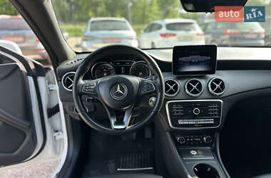 Седан Mercedes-Benz CLA-Class 2018 в 