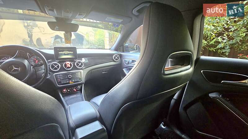 Седан Mercedes-Benz CLA-Class 2014 в Ужгороді
