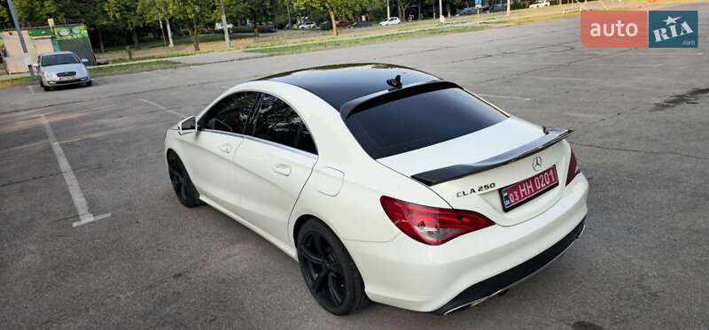 Седан Mercedes-Benz CLA-Class 2017 в Києві