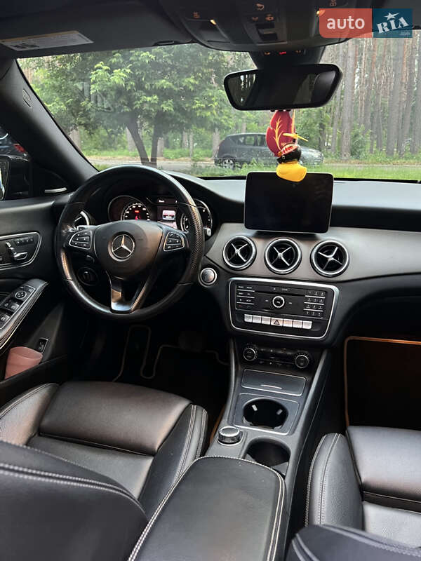 Седан Mercedes-Benz CLA-Class 2018 в Черкасах