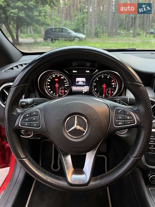 Седан Mercedes-Benz CLA-Class 2018 в Черкасах
