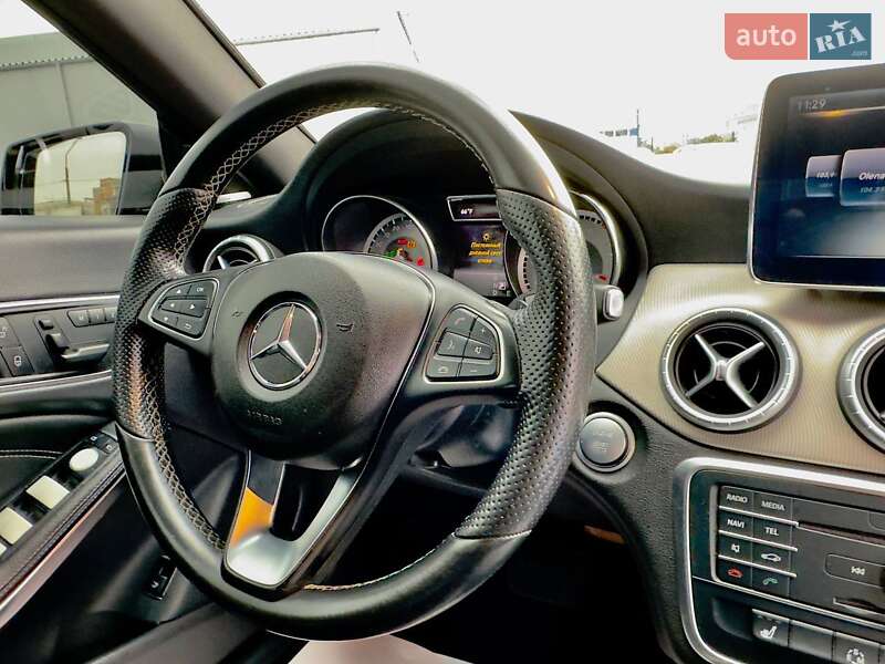 Седан Mercedes-Benz CLA-Class 2014 в Львові