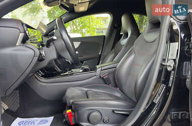 Седан Mercedes-Benz CLA-Class 2020 в 
