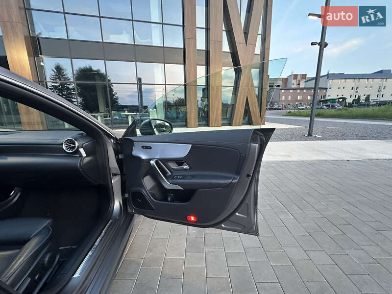 Седан Mercedes-Benz CLA-Class 2020 в Луцке