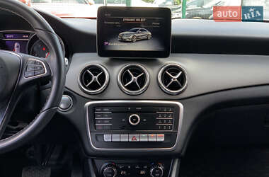 Седан Mercedes-Benz CLA-Class 2018 в 