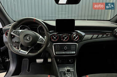 Седан Mercedes-Benz CLA-Class 2016 в 