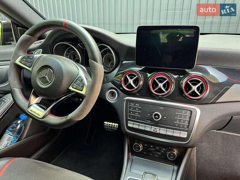 Седан Mercedes-Benz CLA-Class 2016 в Новомосковске