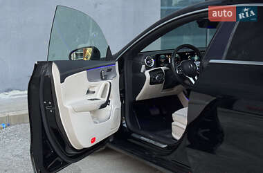 Седан Mercedes-Benz CLA-Class 2019 в 