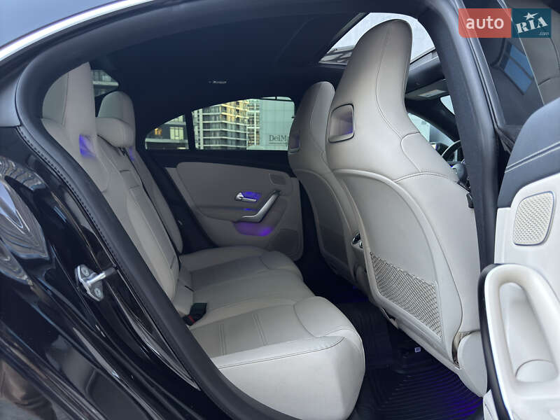 Седан Mercedes-Benz CLA-Class 2019 в Киеве