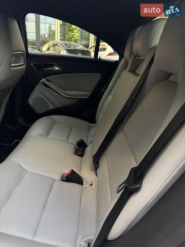 Седан Mercedes-Benz CLA-Class 2014 в Луцке