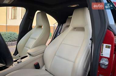 Седан Mercedes-Benz CLA-Class 2018 в 