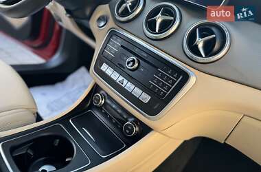 Седан Mercedes-Benz CLA-Class 2018 в 