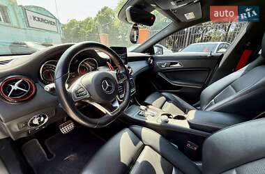 Седан Mercedes-Benz CLA-Class 2019 в 