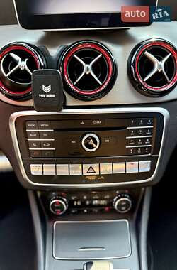 Седан Mercedes-Benz CLA-Class 2019 в 