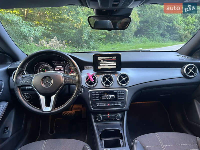 Седан Mercedes-Benz CLA-Class 2013 в Киеве