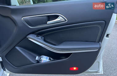 Седан Mercedes-Benz CLA-Class 2013 в 