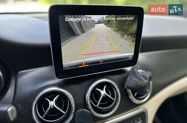Седан Mercedes-Benz CLA-Class 2018 в 