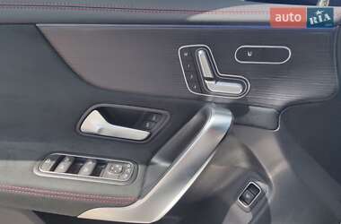 Седан Mercedes-Benz CLA-Class 2024 в 