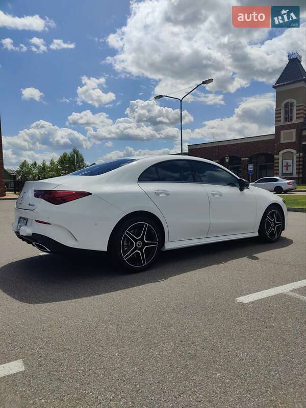 Седан Mercedes-Benz CLA-Class 2024 в Киеве