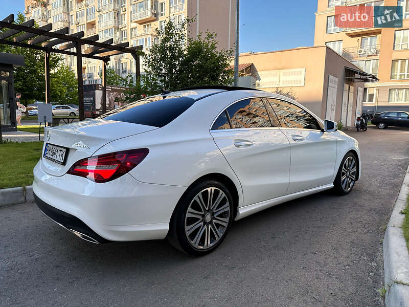 Седан Mercedes-Benz CLA-Class 2018 в Киеве