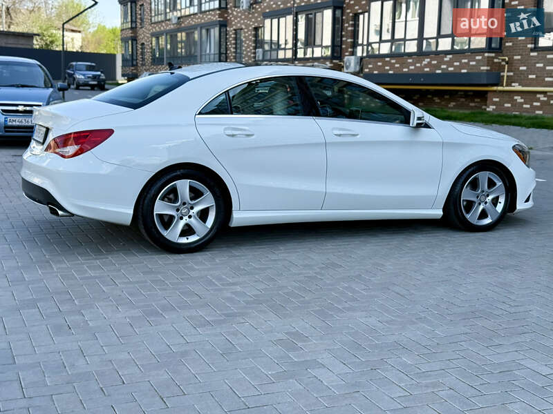 Седан Mercedes-Benz CLA-Class 2015 в Житомире