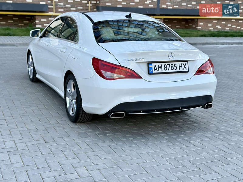 Седан Mercedes-Benz CLA-Class 2015 в Житомире