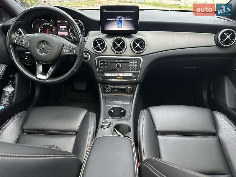 Седан Mercedes-Benz CLA-Class 2018 в Харкові
