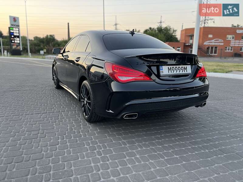 Седан Mercedes-Benz CLA-Class 2015 в Днепре