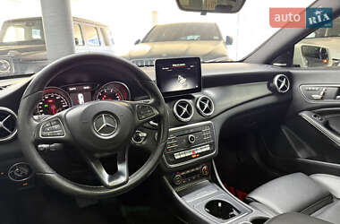 Седан Mercedes-Benz CLA-Class 2017 в 