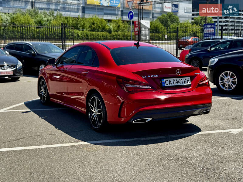 Седан Mercedes-Benz CLA-Class 2018 в Киеве