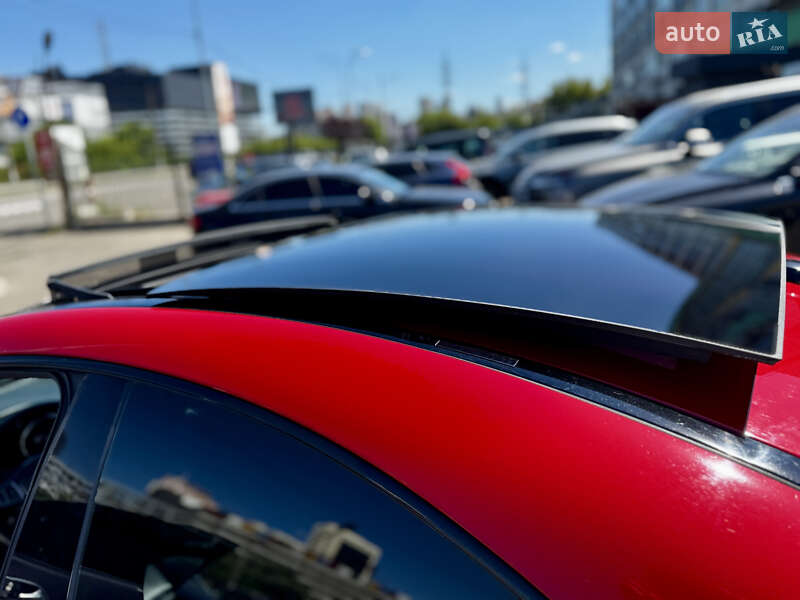 Седан Mercedes-Benz CLA-Class 2018 в Киеве