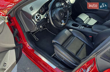 Седан Mercedes-Benz CLA-Class 2018 в 